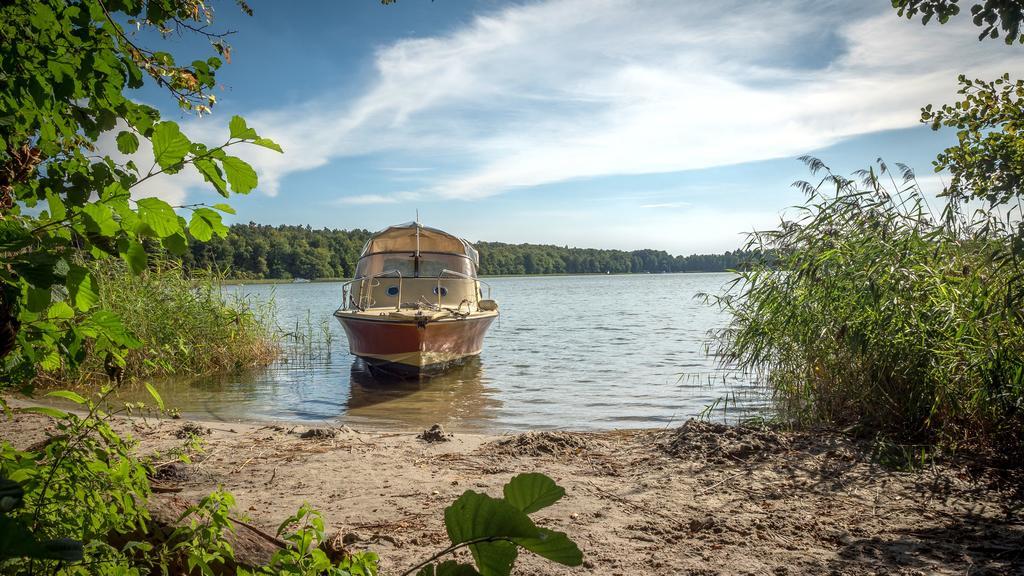 Ferienwohnung Mit Seeblick Rheinsberg Exterior photo